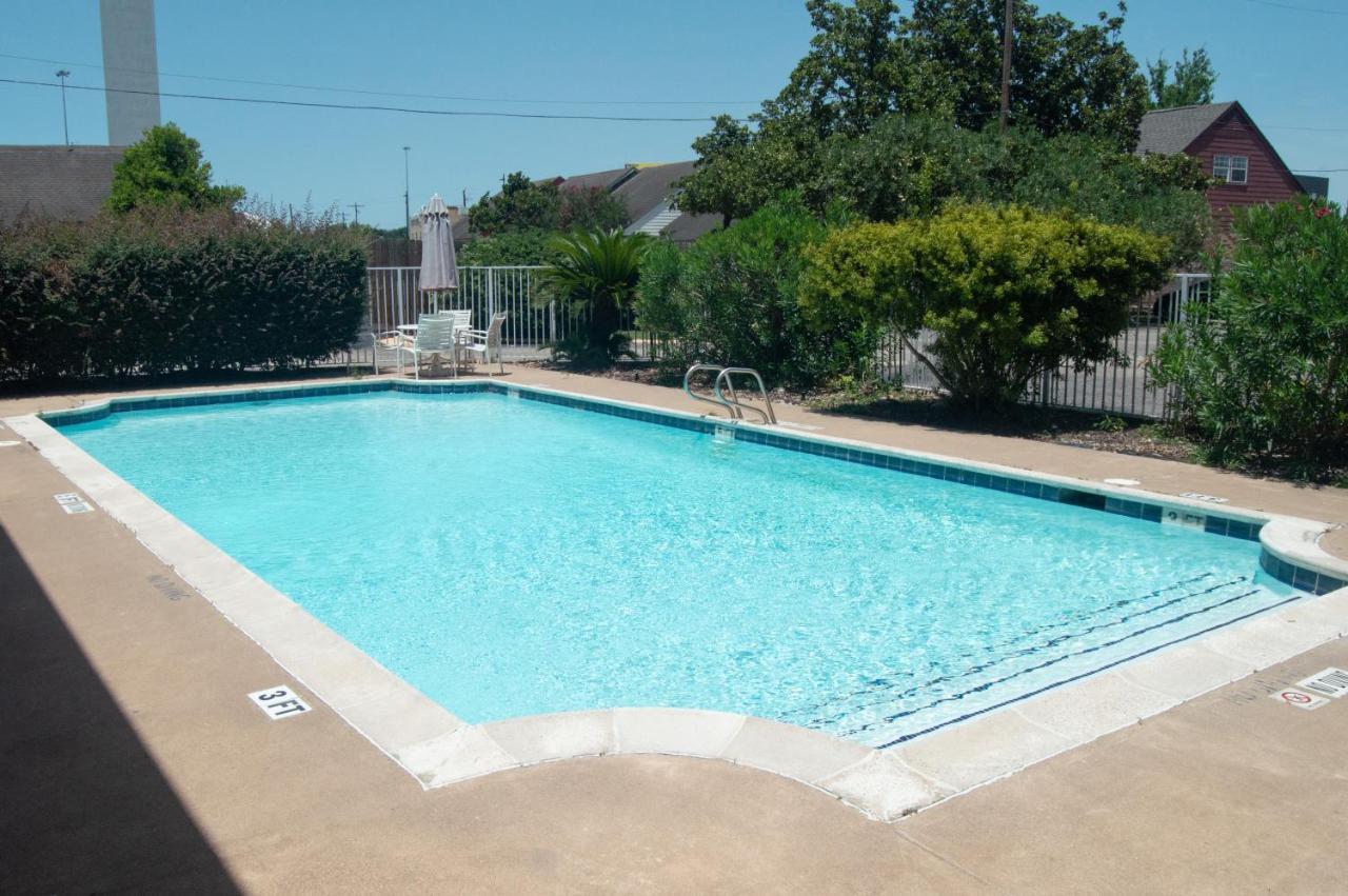 America'S Inn Houston Eksteriør billede